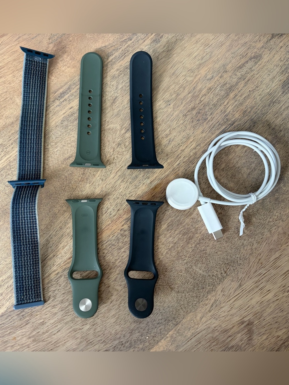 Apple Watch Bands Apple Brand (41mm) with Apple Watch Charger